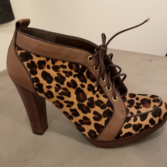 Devalesi Leopard Print Shoes - 8 - Picture 3 of 7